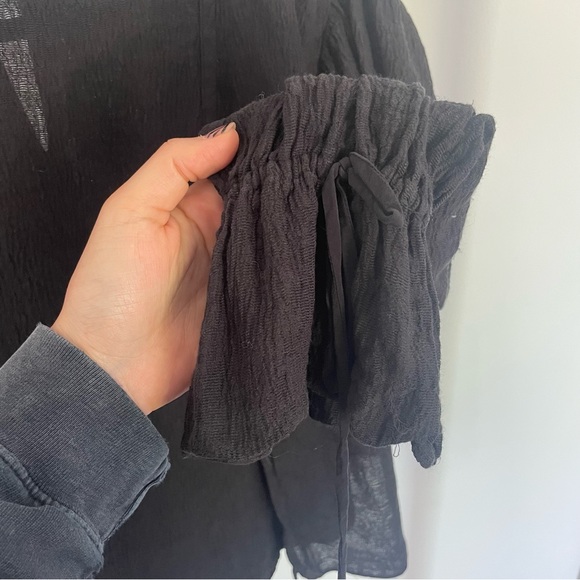 3.1 Phillip Lim black top with shoulder cut outs - Picture 4 of 4